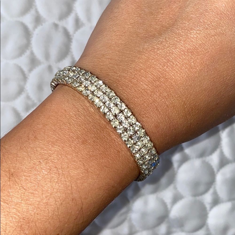 Women silver Elastic crystal bracelet with beads stretchy elegant party 3 rows